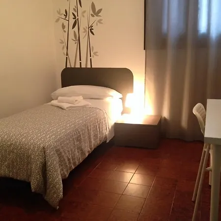 Cost Guest house Ferrara