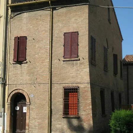 Cost Maison d'hôtes Ferrare